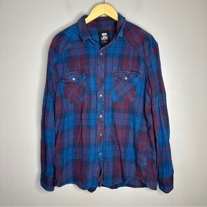 Route 66 red and blue plaid flannel button down long sleeve shirt